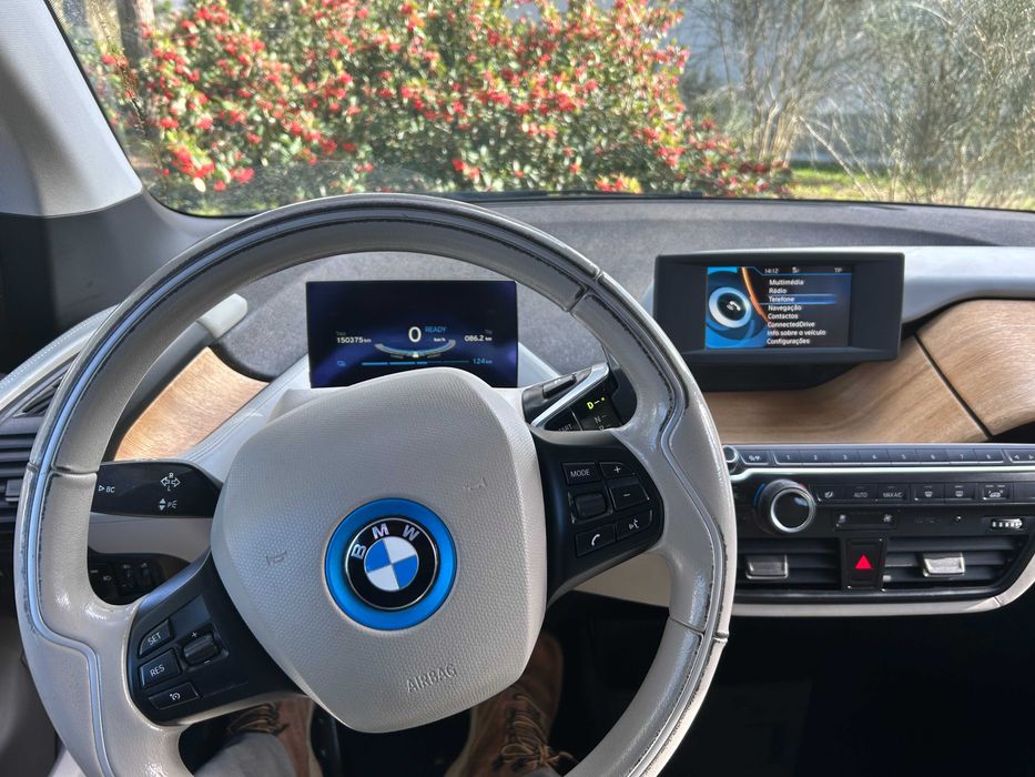BMW I3 excelente