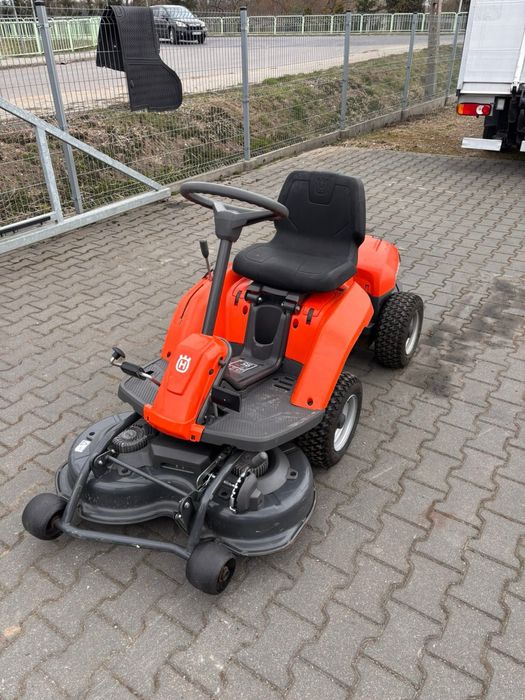 Kosiarka ciągnik husqvarna rider batery elektryczny