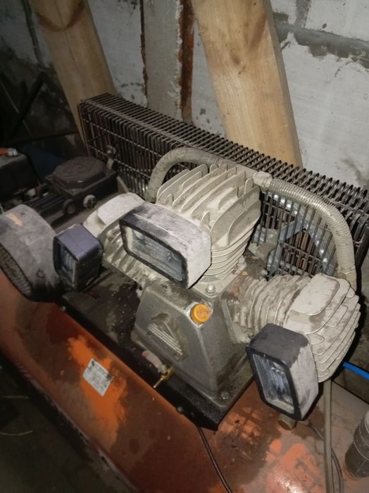 Продам  компрессор REMEZA