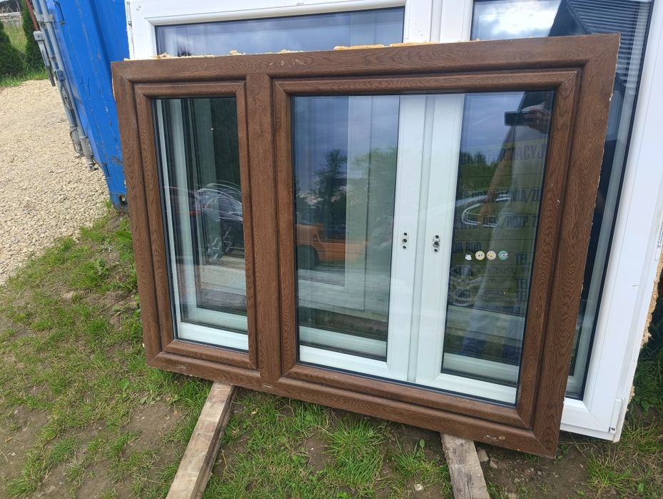 Okno 148x114 orzech plastikowe rozwierno uchylne dwukwaterowe