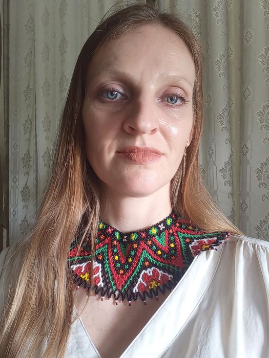 Традиційна українська силянка з чеського бісеру до вишиванки, намисто