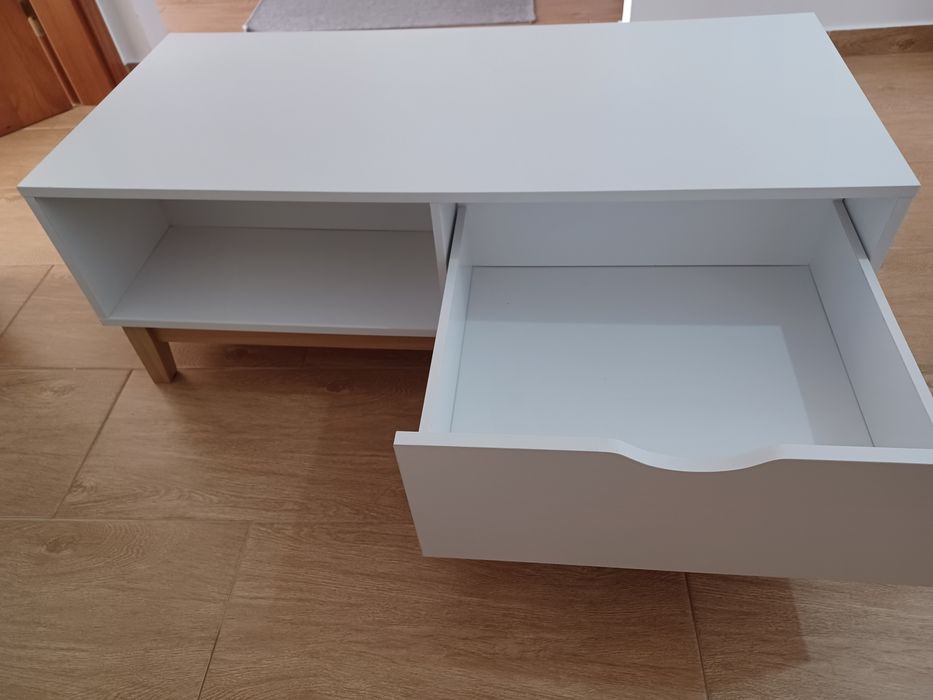Móvel de sala para TV