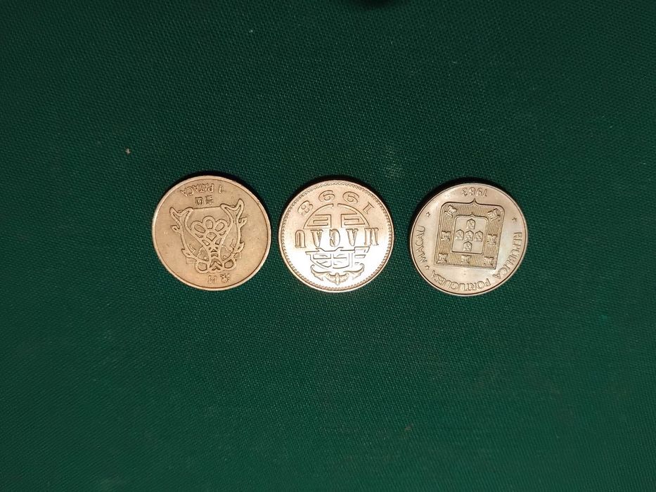 Moedas de 6 Países Lusófanos