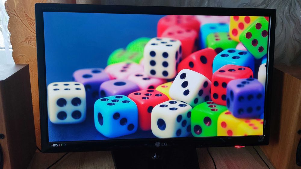 Якісний IPS Монітор 23" LG IPS234V ( HDMI+DVI+VGA) Full HD 1920x1080