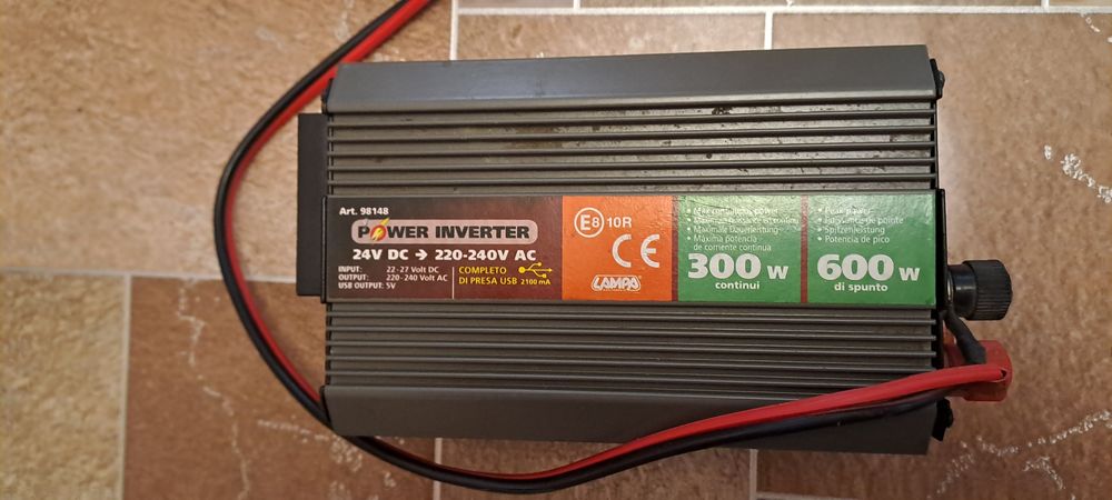 Power invertor,24v-220v,300 watt,нерабочий