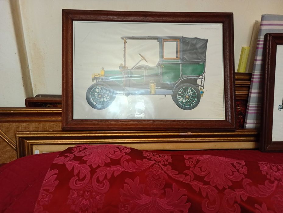 Quadro de estampa com vidro