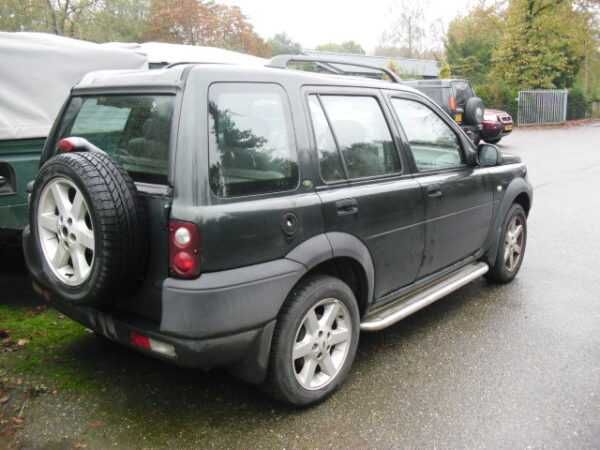 Land Rover Freelander 2002 Peças usadas estribos bancos jante 17