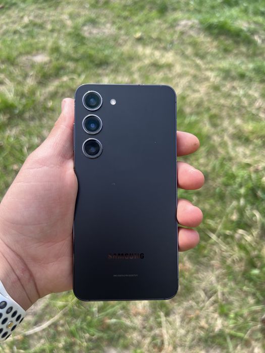 Samsung S23 8/128 Gb. Практично новий.
