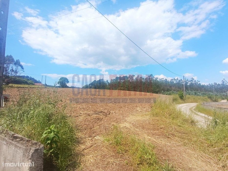Terreno em Vilarinho das Cambas - Vila Nova de Famalicão