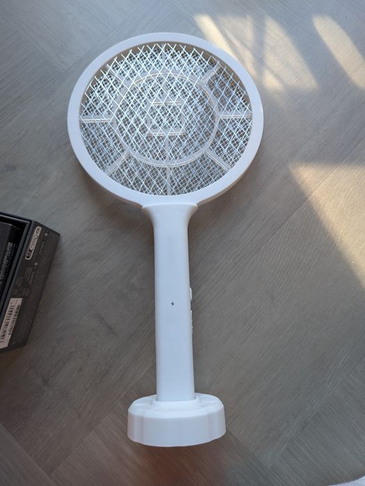 Elektryczna łapka na muchy