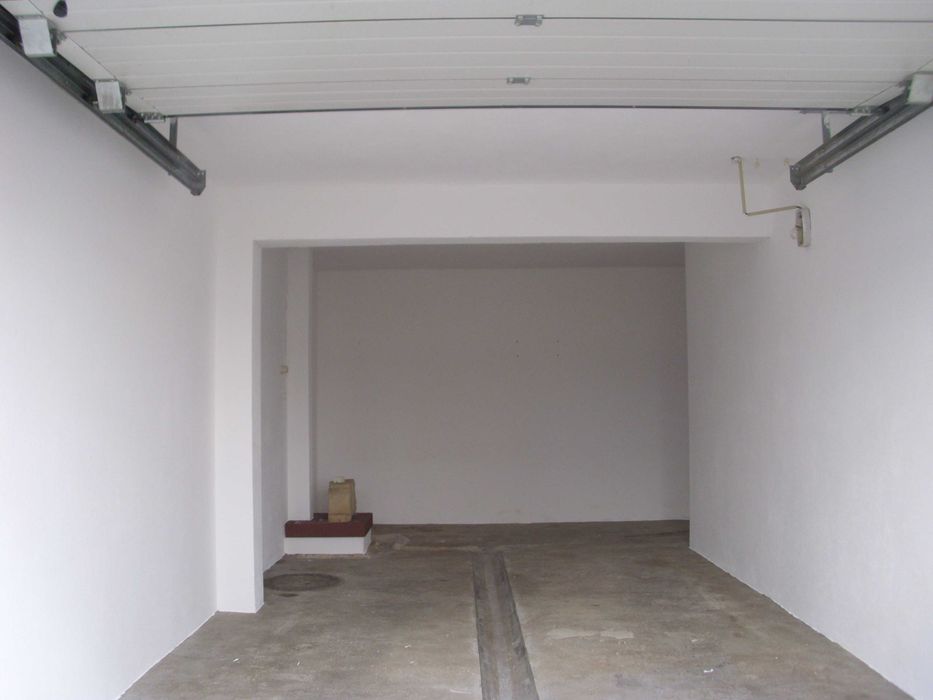 Garagem fechada