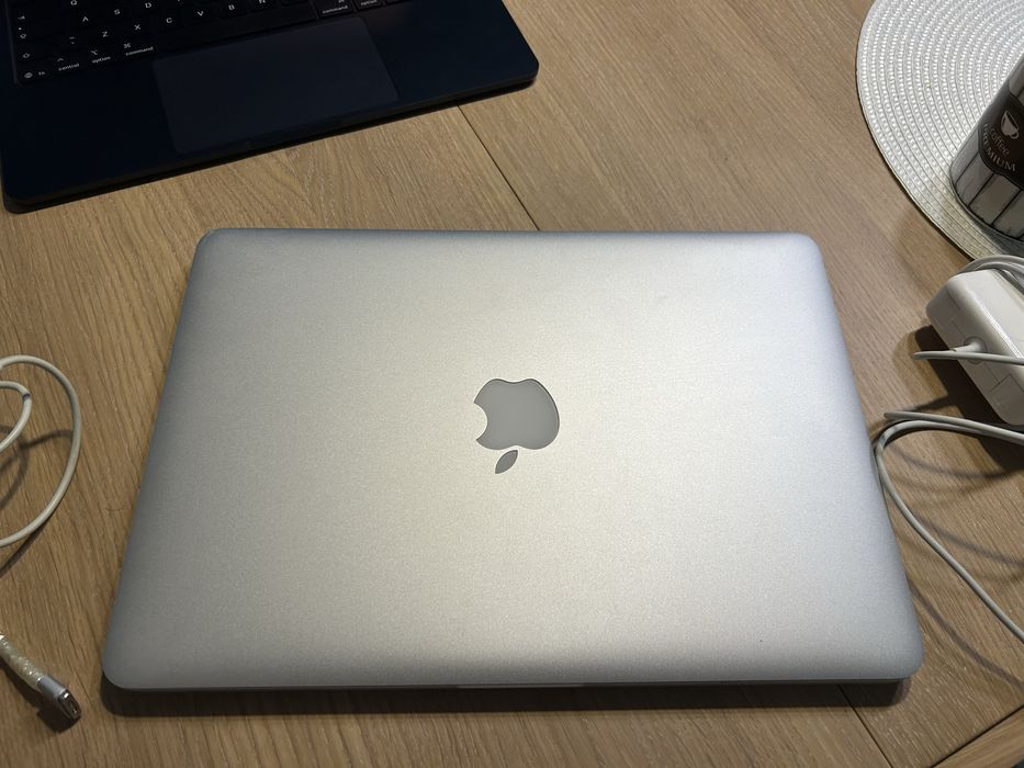 MacBook Pro (Retina, 13-inch, Early 2015)