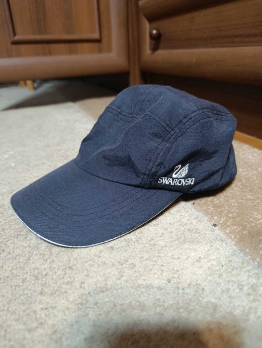 Редкая Кепка swarovski
