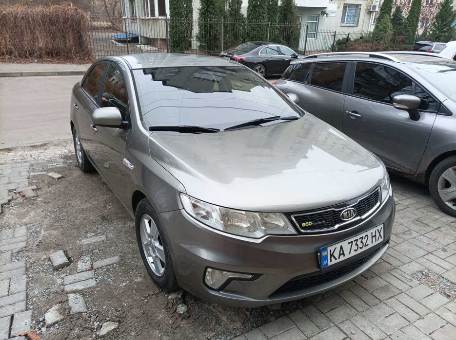 KIA cerato 2010