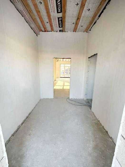 Продам двоповерховий будинок , Хай-тек