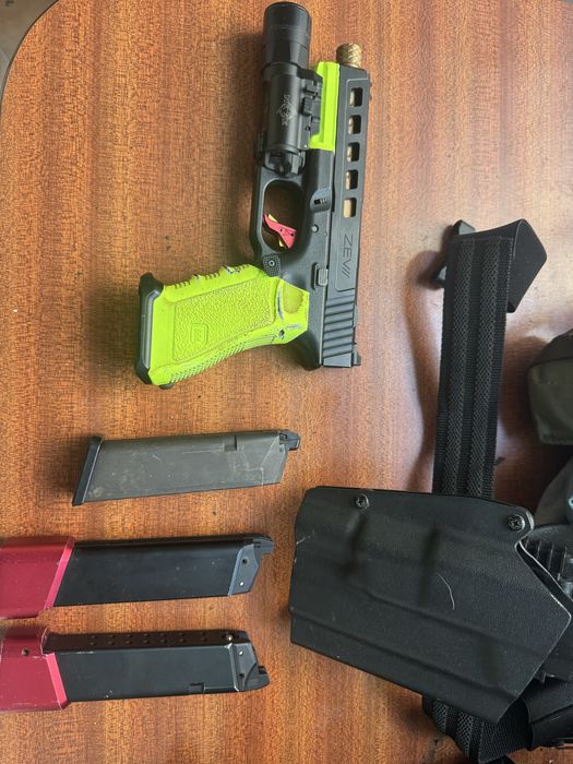 Glock 17 Tokyo Marui (Upgrades+FULL METAL) Airsoft