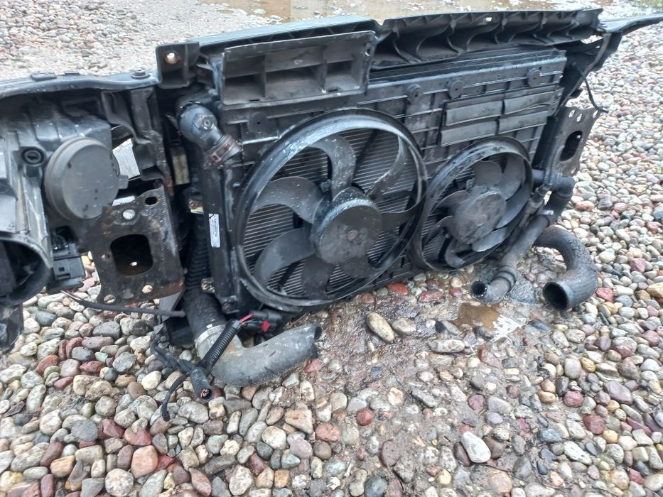 Pas przedni przód wzmocnienie czołowe kompletny vw Scirocco chłodnice
