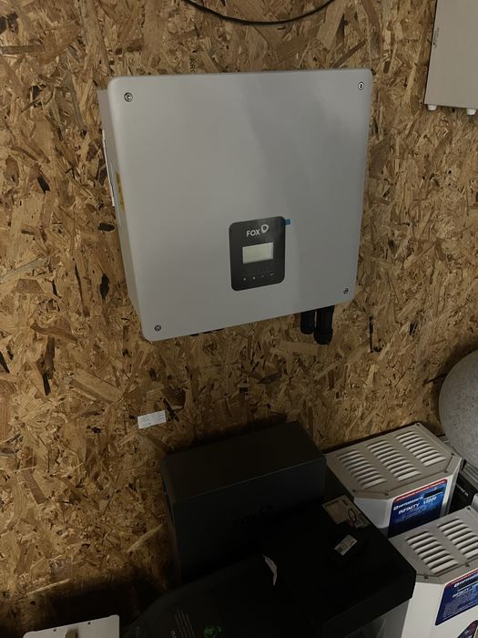 Акумулятори,інвертори Deye Fox