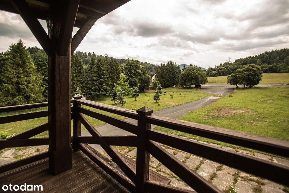 Posiadłość w  Bieszczadch / 6 ha/ Dom, stajnia, stawy/ 4 305 000