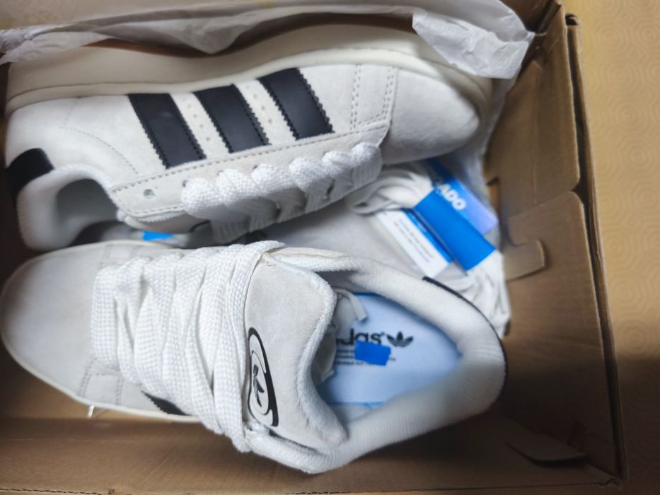 Par sapatilhas Adidas Campus 00s 36