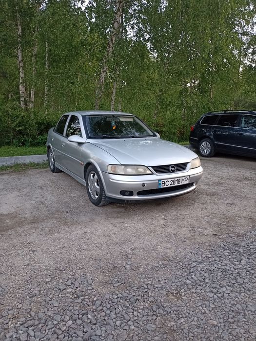 Вектра б,1999 рік 1.6. 16v бензин