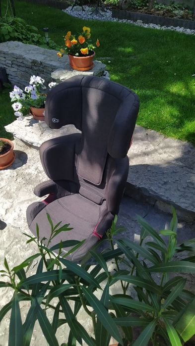 Sprzedam fotelik samochodowy dla dziecka