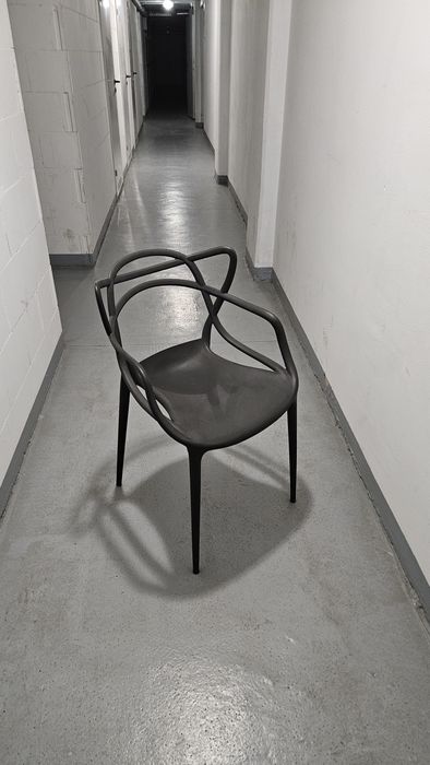 Krzesło czarne 1 sztuka