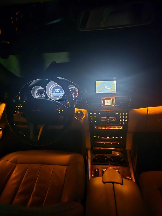 Vendo Mercedes E250 9G Tronic