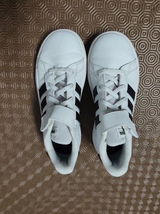 Sapatilhas Adidas Grand Court 2.0 - Tamanho 31