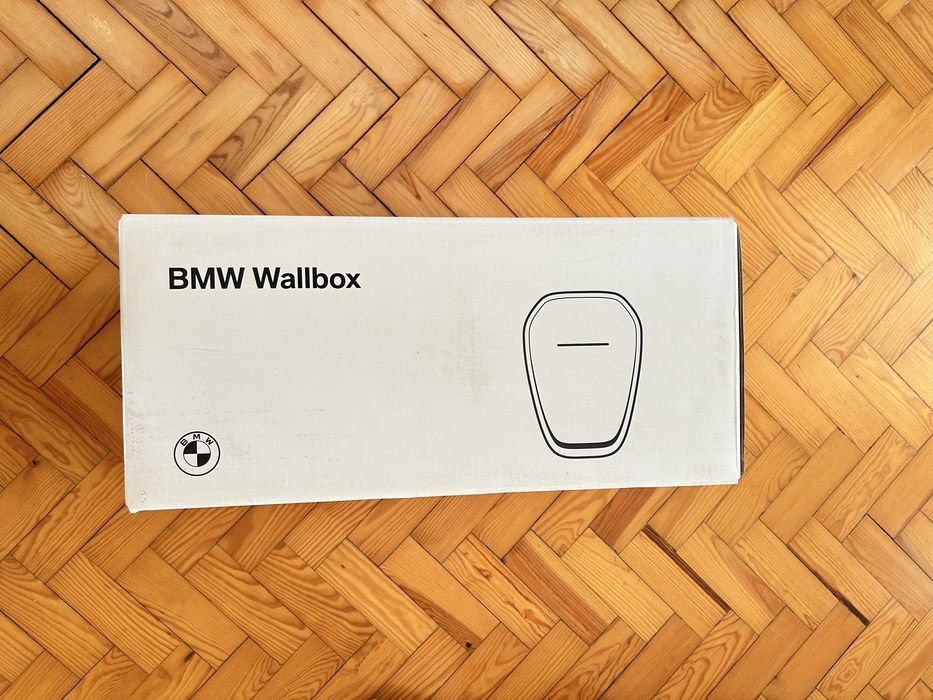 Wallbox Plus Gen 4 BMW na caixa com garantia