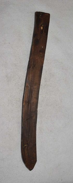 Świątek drewniany rzeźba w drzewie