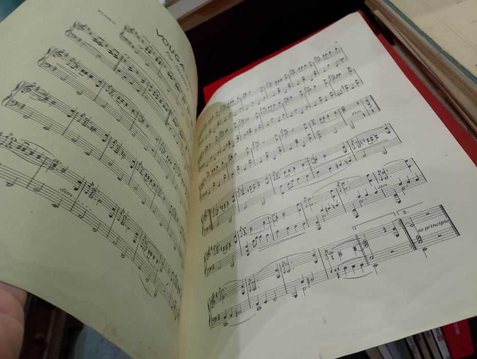Partitura: Música de Jotabê - (Ás Tricanas do) "Vouga"