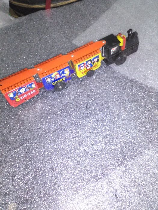 LATA Comboio de colecção em LATA