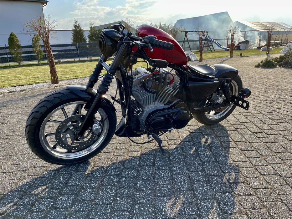 Harley Davidson Sportster 883 custom. 2011r. 16841km przebiegu.