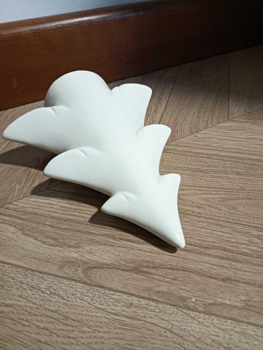 Ceramiczna ozdoba choinka Formano biała