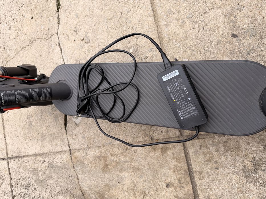 Trotinete eletrica xiaomi ( como nova)