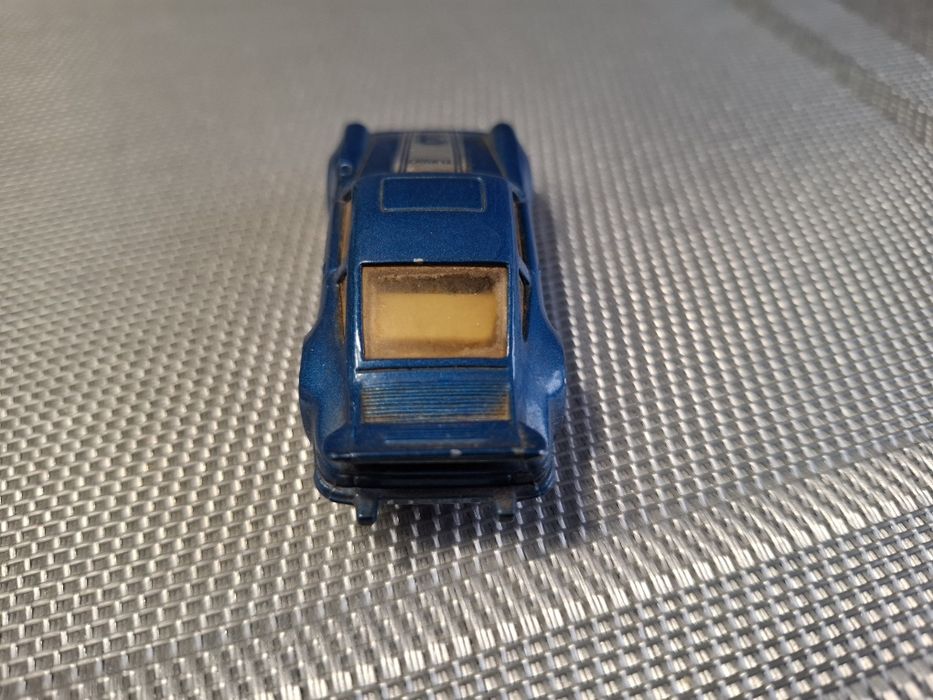 Mc toy porsche 911 turbo skala 1:64