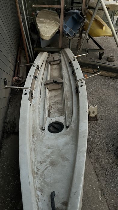 Barco a remos para 2 pessoas