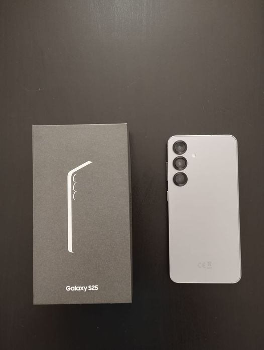 Samsung S25 como novo