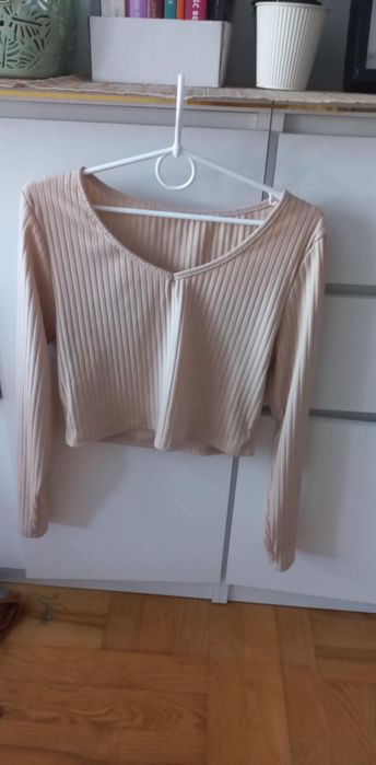 Top z dlugim rekawem beżowy