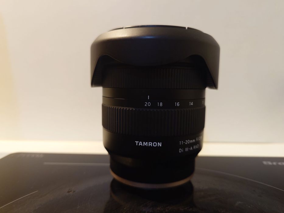 Tamron 11-20mm F2.8 Di III-A RXD para Sony E - COMO NOVA