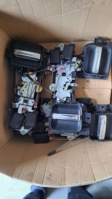 Zamek el. drzwi przesuwnych lewy prawy  Citroën C8 Peugeot 807 Phedra