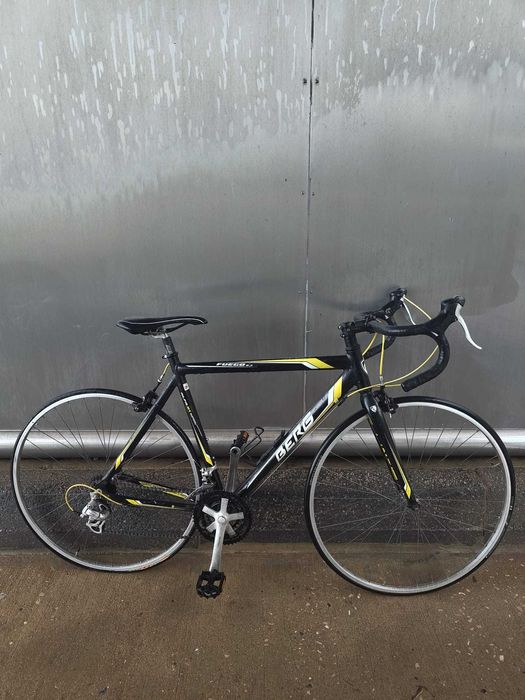 Vendo bicicleta de estrada Berg Fuego
