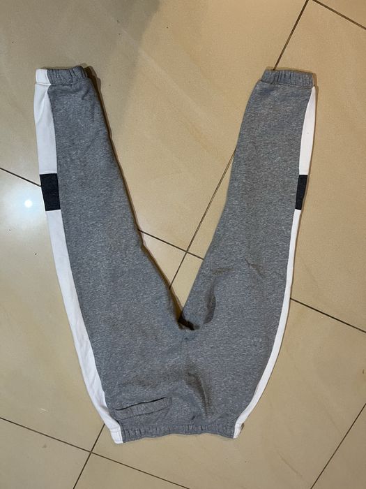 Spodnie dresowe Nike