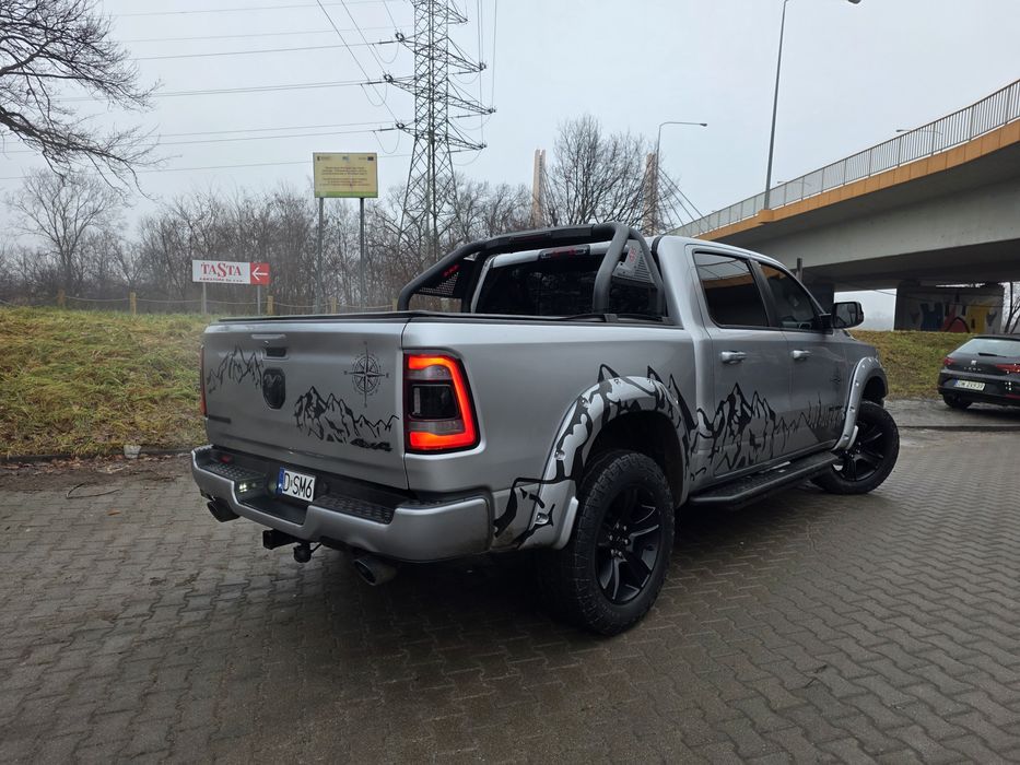 Ram 1500 5.7 hemi LPG 2021r