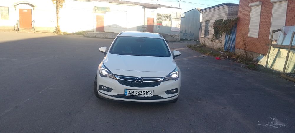 Продам Opel astra K