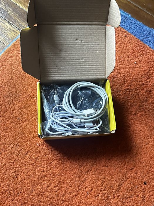 Звуковая карта V8