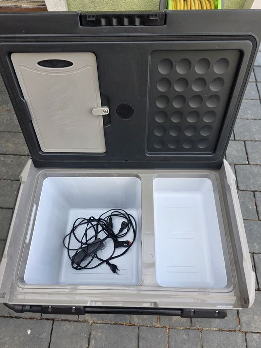 40L samochodowa lodówka kompresorowa -20°C 12V/24V|230V bluetooth 2 komory + kółka koła