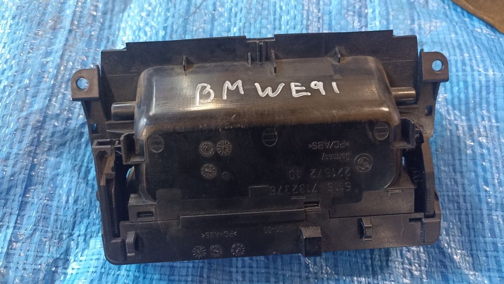 Бардачок центрального тунелю BMW 3 E90 E91