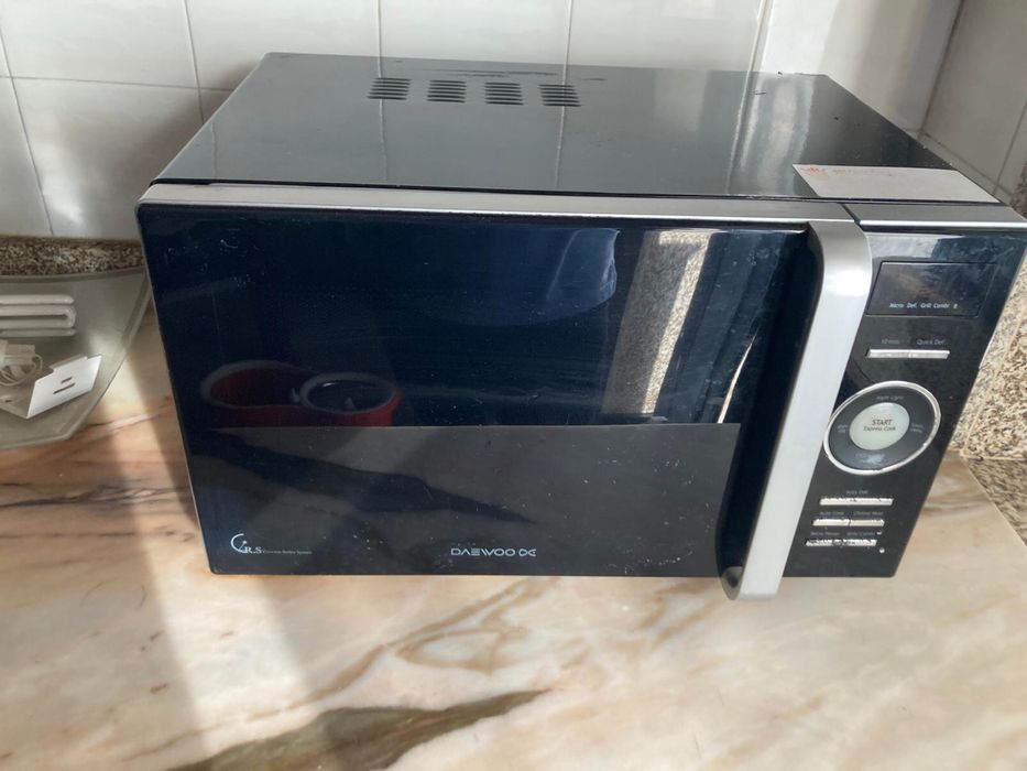 Microondas como novo